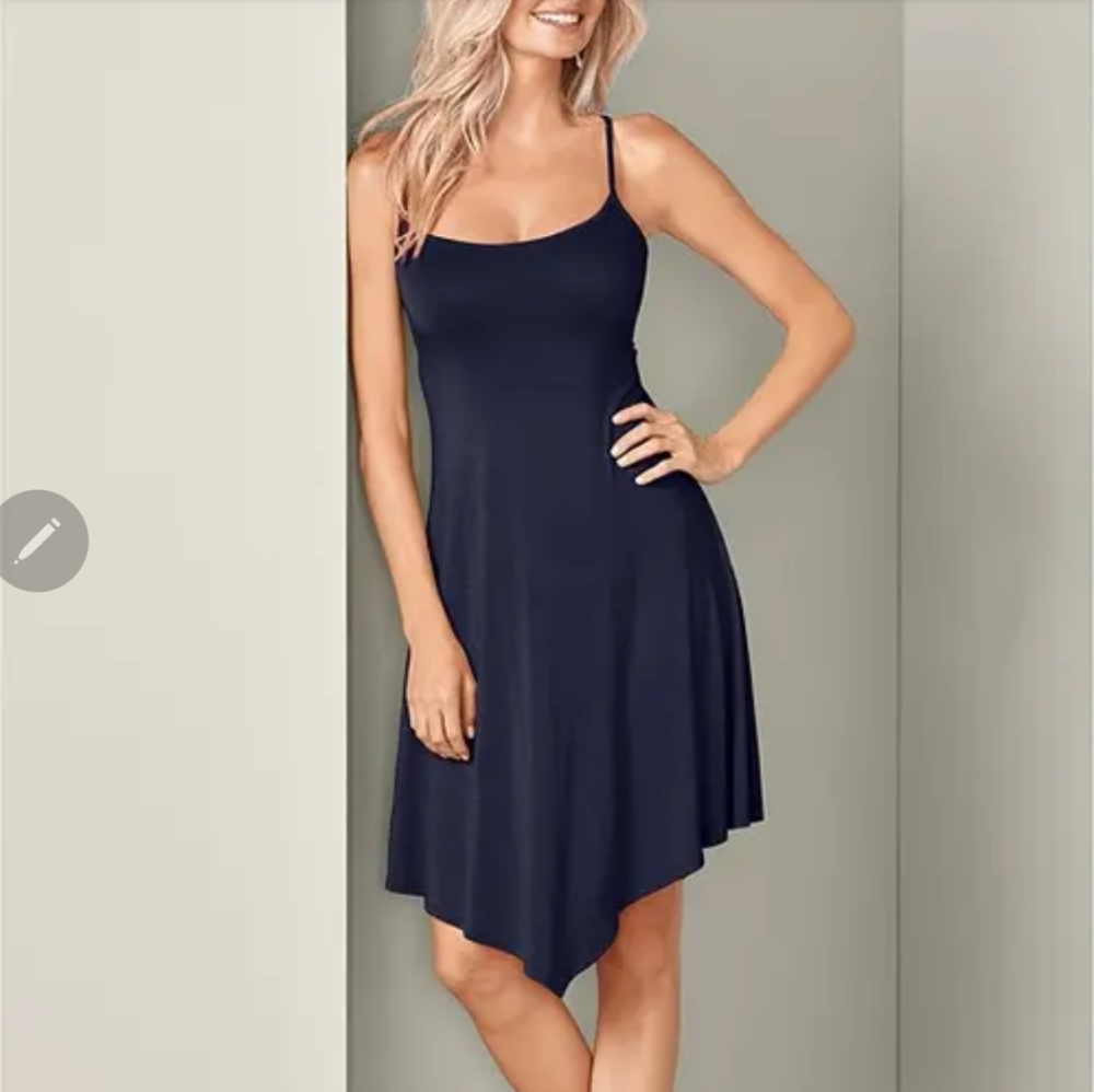 Venus brand new 👗 only try it on, but didn't fit.